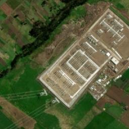 Satellite imagery of Cruzmaqui, EC