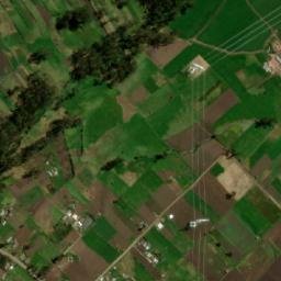 Satellite imagery of Cruzmaqui, EC