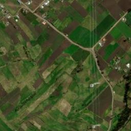 Satellite imagery of Cruzmaqui, EC