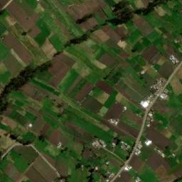 Satellite imagery of Cruzmaqui, EC