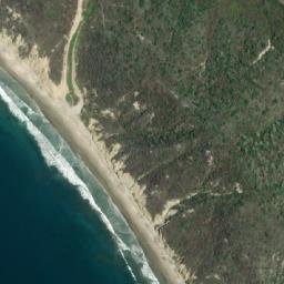 Satellite imagery of Punta Piedra Verde, EC