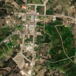 Satellite imagery of Padreloma, EC