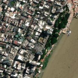 Satellite imagery of Cerro Santa Ana, EC