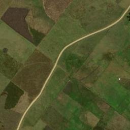 Satellite imagery of Capariloma, EC