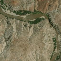 Satellite imagery of Loma Arvejilla, EC