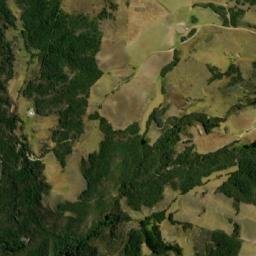 Satellite imagery of Loma de La Cruz, EC