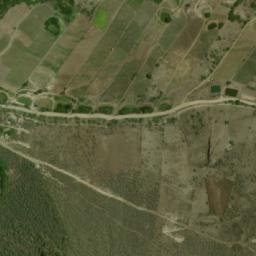 Satellite imagery of Loma Tarate, EC