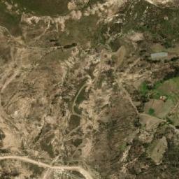 Satellite imagery of Loma Zhuñín, EC