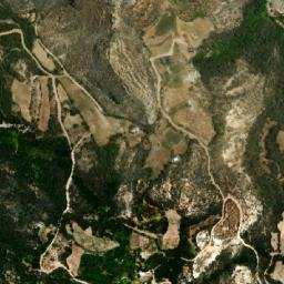 Satellite imagery of Loma Putuzhio, EC