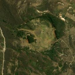 Satellite imagery of Loma Lladán Pucará, EC