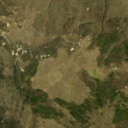 Satellite imagery of Loma Lladán Pucará, EC
