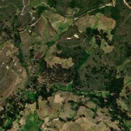 Satellite imagery of Cerro Caragshillo, EC
