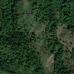 Satellite imagery of Cerro del Oso, EC