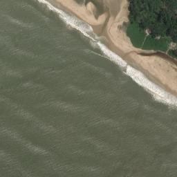 Satellite imagery of Pilier SHOM 223, CG