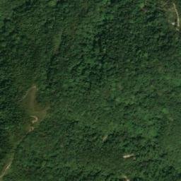 Satellite imagery of Loma las Tres Cruces, EC