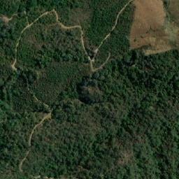Satellite imagery of Cerro Las Peñas, EC