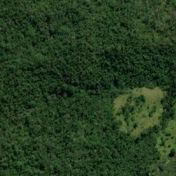 Satellite imagery of Cerro Shinshe, EC