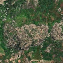 Satellite imagery of Pedra da Galinha Choca, BR
