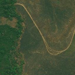 Satellite imagery of Tombe, AO