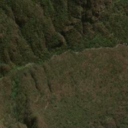 Satellite imagery of Cerros El Alumbral, PE