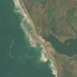 Satellite imagery of Quidavece, AO