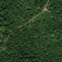 Satellite imagery of Quinquém, AO