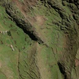 Satellite imagery of Cerro Pinculluyoj, PE