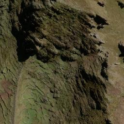 Satellite imagery of Cerro Pinculluyoj, PE