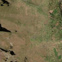 Satellite imagery of Cerro Pinculluyoj, PE