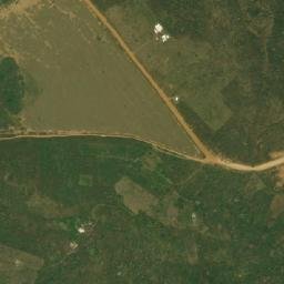 Satellite imagery of Lumbungo, AO