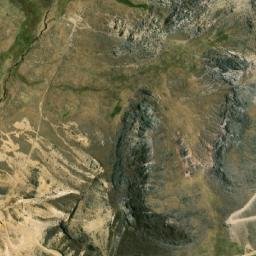 Satellite imagery of Cerros Yanac, PE
