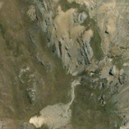 Satellite imagery of Cerro Pararay, PE