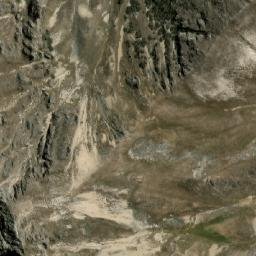 Satellite imagery of Cerro Puyuhuan, PE