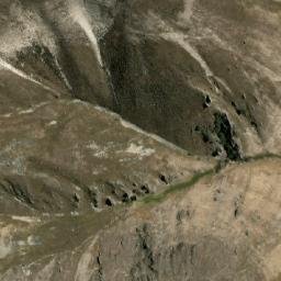 Satellite imagery of Cerro Puyuhuan, PE