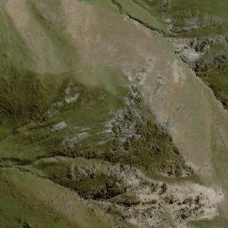 Satellite imagery of Cerro Pariahucro, PE
