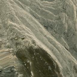 Satellite imagery of Cerros Shashima, PE