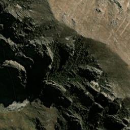 Satellite imagery of Cerro Canaypata, PE