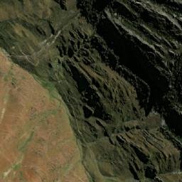 Satellite imagery of Cerro Canaypata, PE