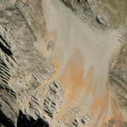Satellite imagery of Cerro Huanda, PE