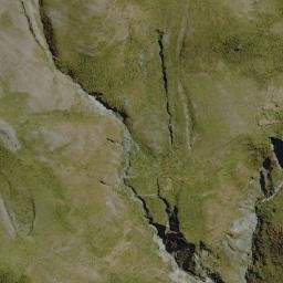 Satellite imagery of Cerro Tapur, PE