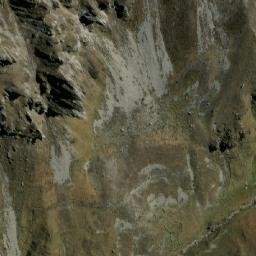 Satellite imagery of Cerro Occshapata, PE