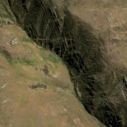 Satellite imagery of Cerro Huayura, PE