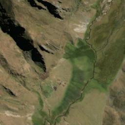 Satellite imagery of Cerro Huayura, PE