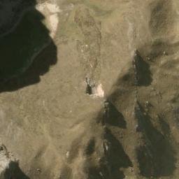 Satellite imagery of Cerro Tinyahuarco, PE