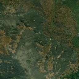 Satellite imagery of Nzungo, AO