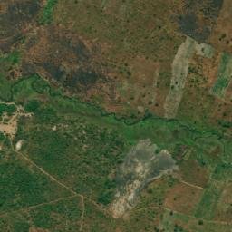 Satellite imagery of Umbaca, AO