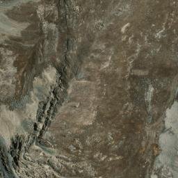 Satellite imagery of Cerro Paclla, PE