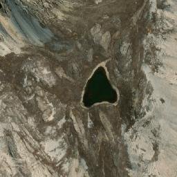 Satellite imagery of Cerro Paclla, PE