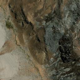 Satellite imagery of Cerro Añascayhuas, PE