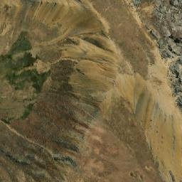 Satellite imagery of Cerros Yacunan, PE
